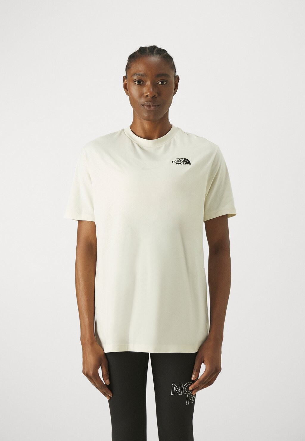 

Базовая футболка ESSENTIAL TEE The North Face, цвет white dune