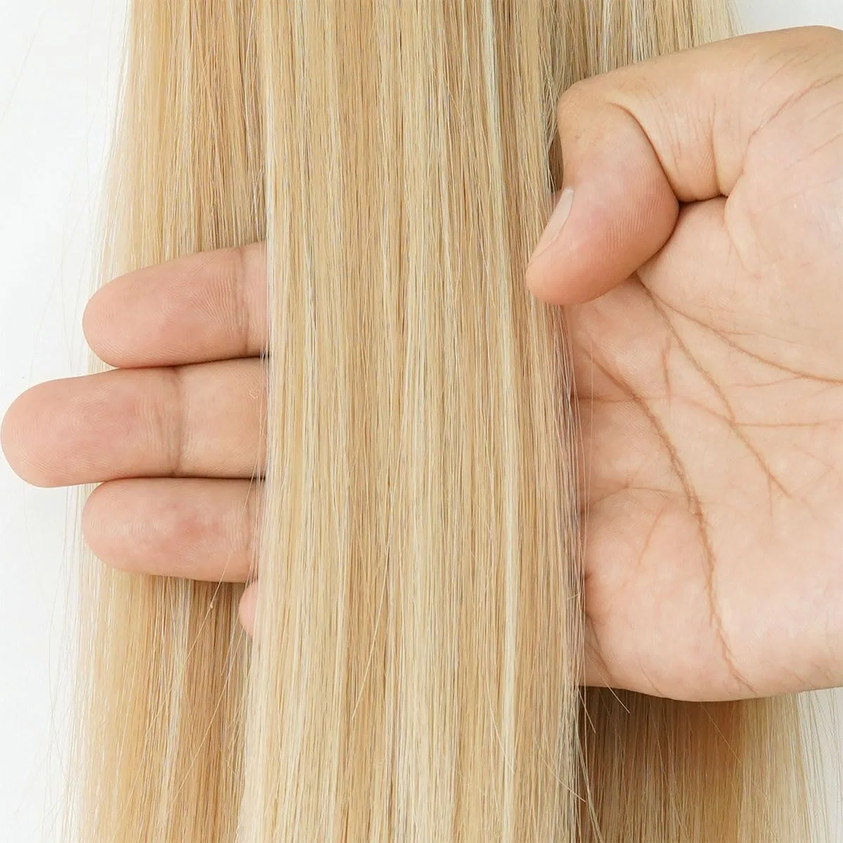 Набор из 2 накладных прядей для волос с 4 заколками 20 см Parxitn, Blond Mix — фото 4