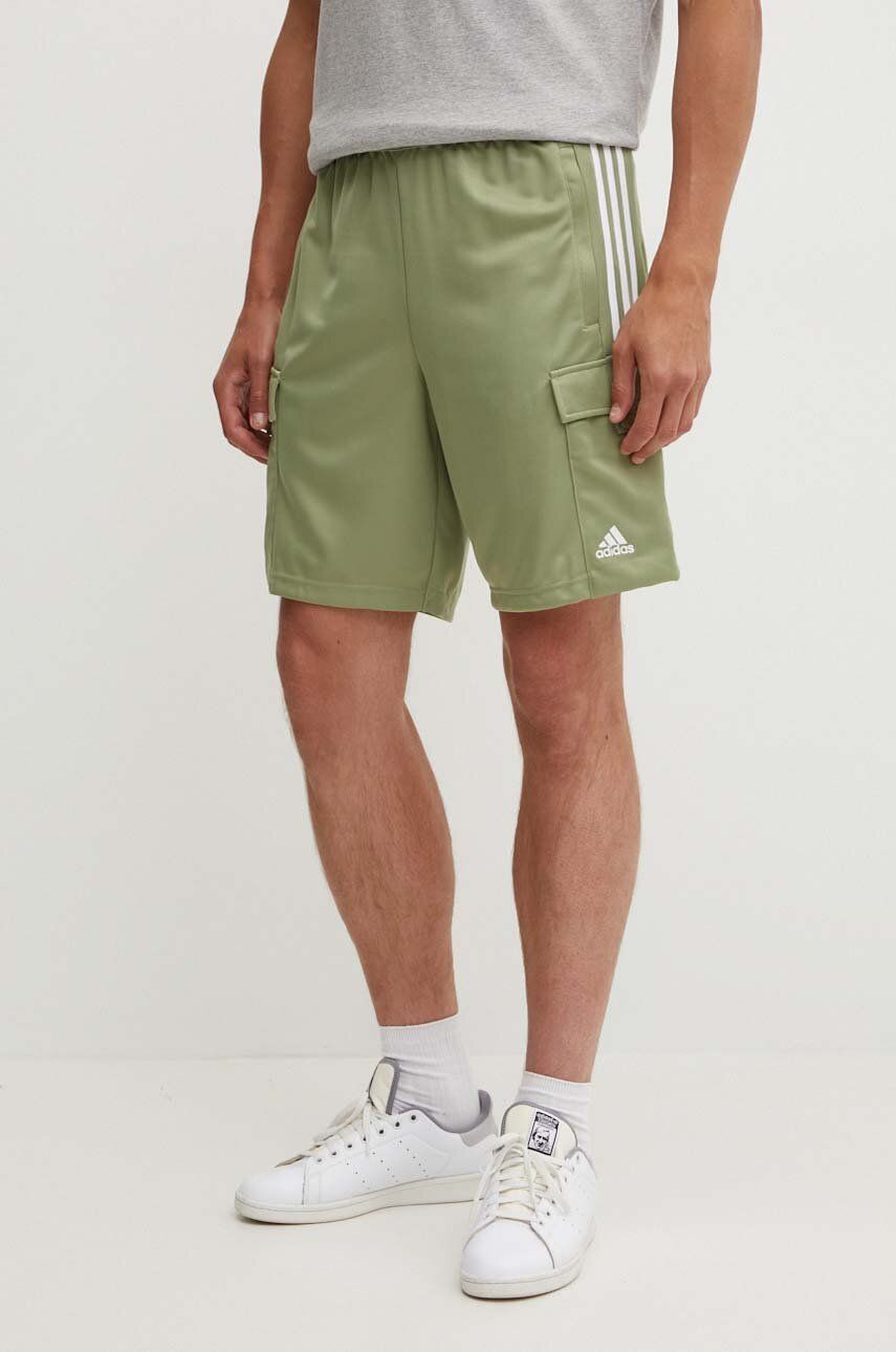 

Тренировочные шорты Tiro adidas, зеленый