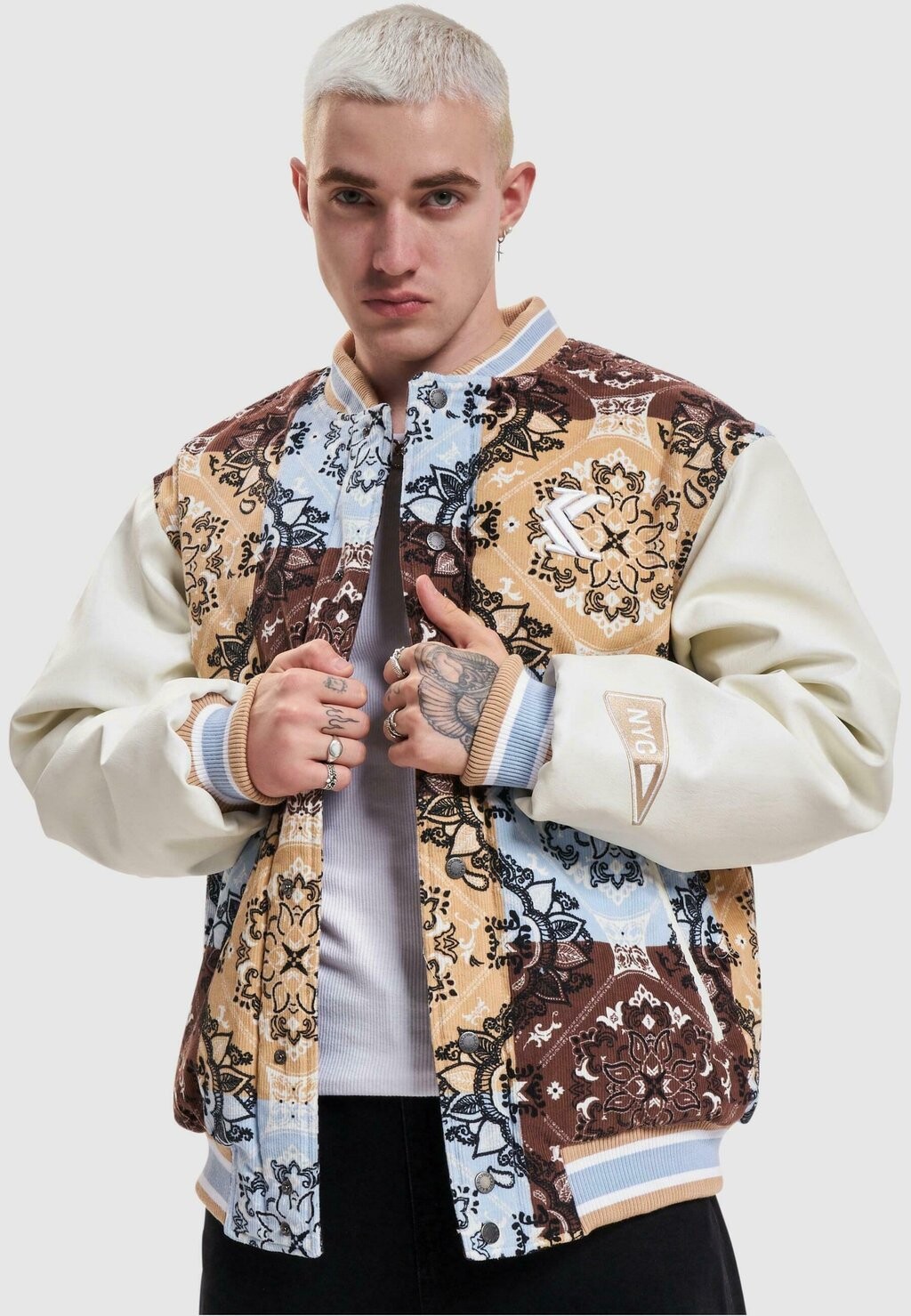

Куртка Karl Kani BLOCK PAISLEY COLLEGE, цвет light blue multicolor