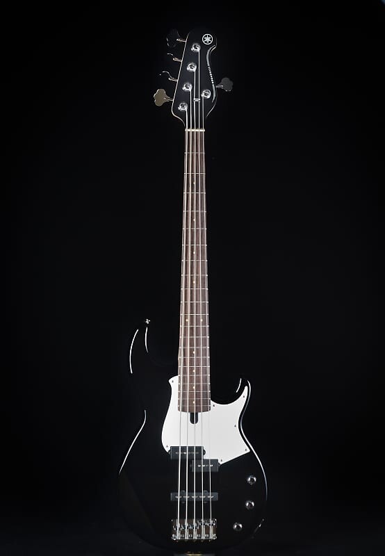 

Басс гитара Yamaha BB235-BL 5-String - Black