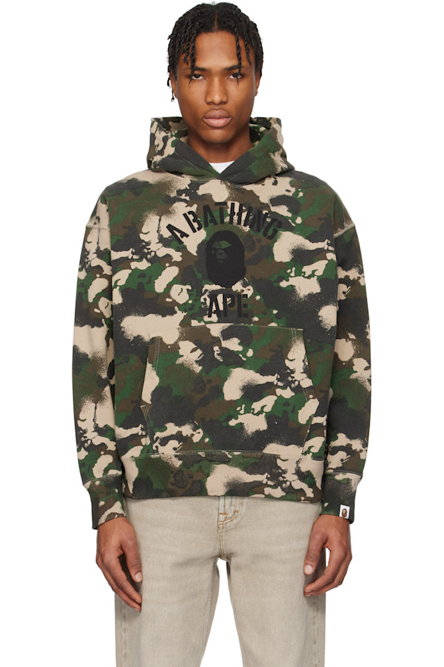 

Камуфляжный худи с картой Bape, зеленый