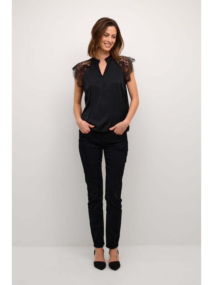 

Блузка с короткими рукавами CRNola прямого кроя в цвете Pitch Black Cream