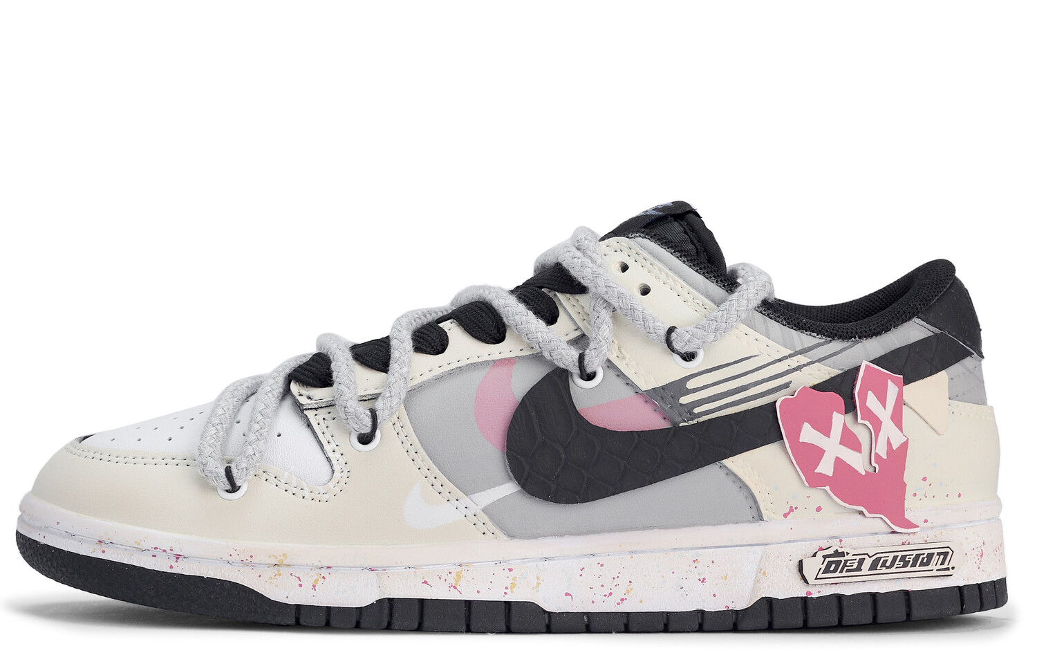 

Кроссовки Nike Dunk Skateboard Shoes Women's Low-Top Beige Gray/Pink