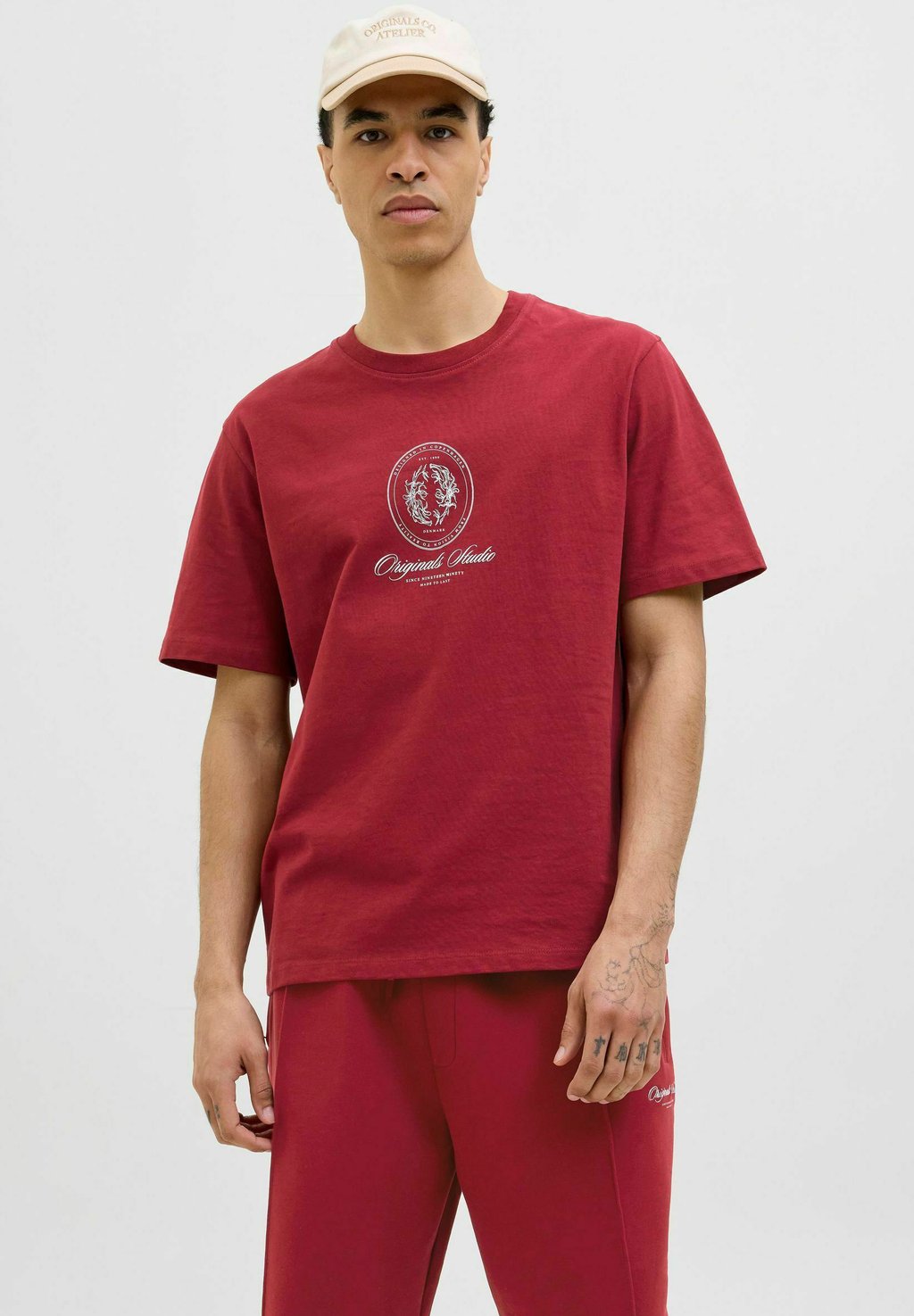 

Футболка с принтом JORDIA GRAPHIC FRONT CREW NECK Jack & Jones, цвет Tibetan Red