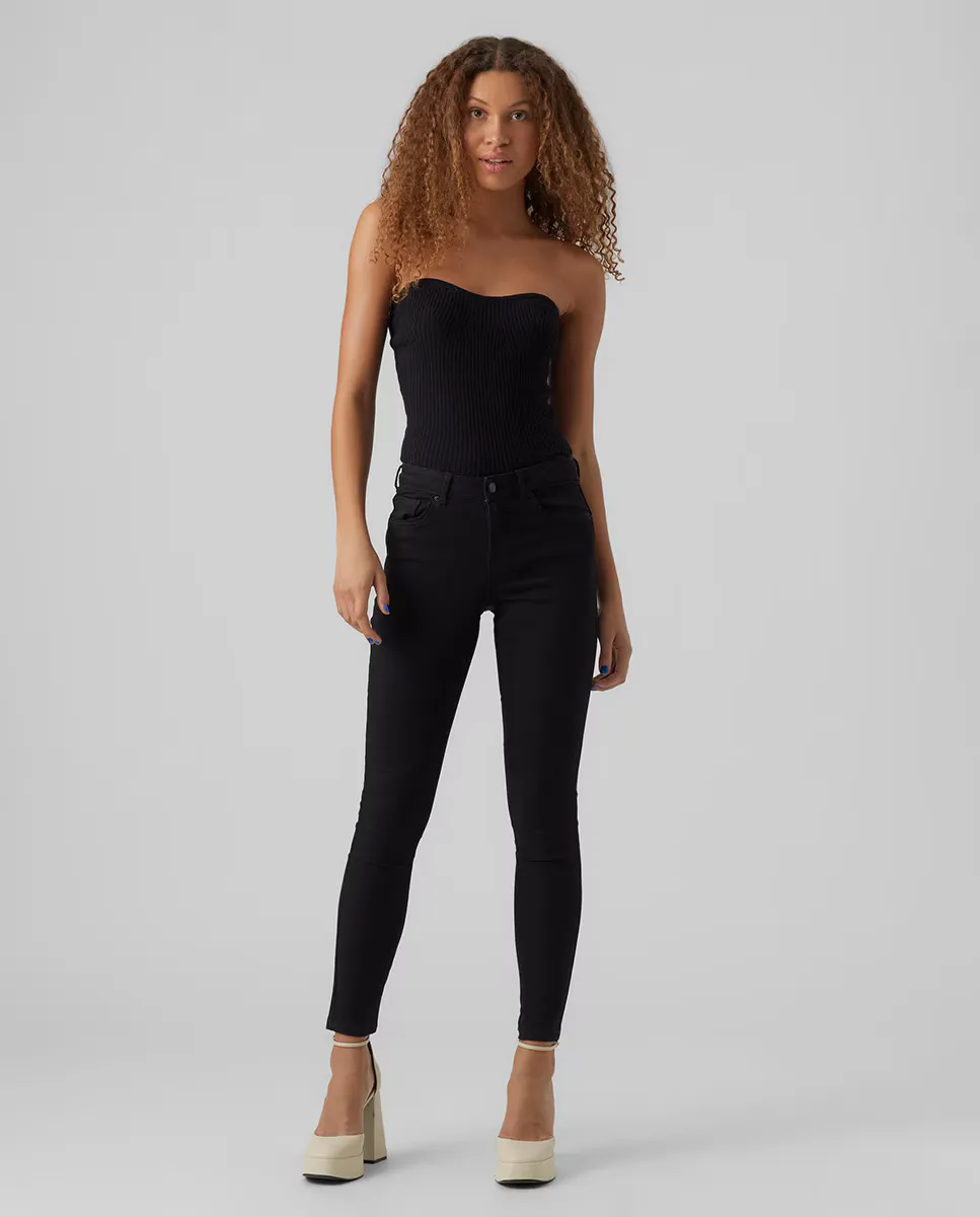 

Женские джинсы скинни с обычной талией Vero Moda, черный