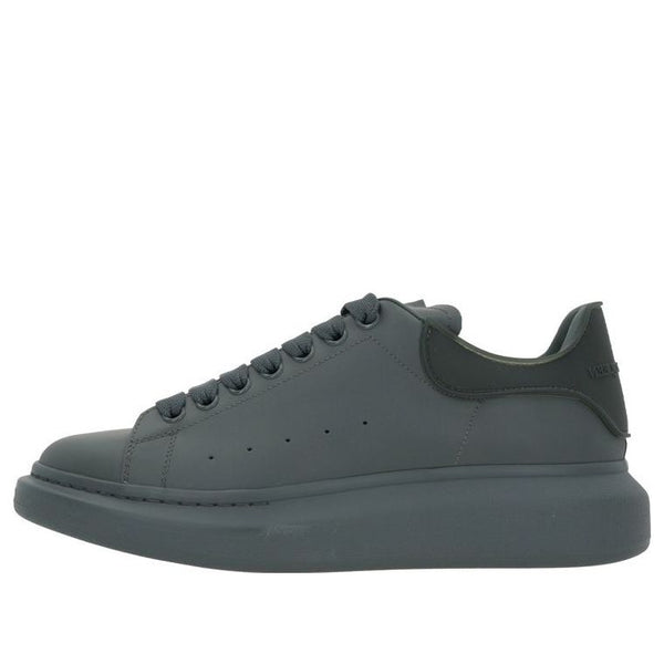 

Кроссовки oversized sneaker 'new khaki' Alexander Mcqueen, серый