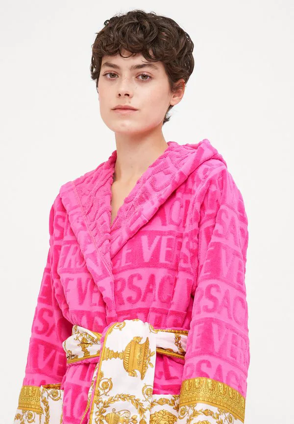 Короткий банный халат с капюшоном, халат в стиле барокко. Versace, Pink — фото 4