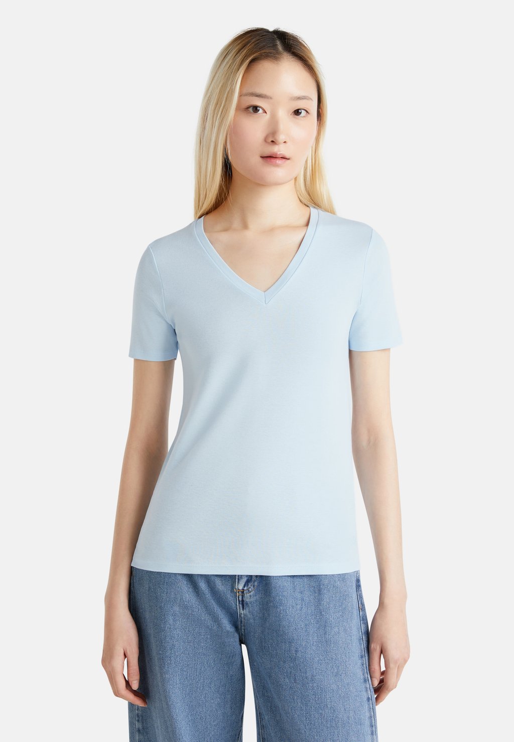 

Базовая футболка WITH V-NECK United Colors of Benetton, синий