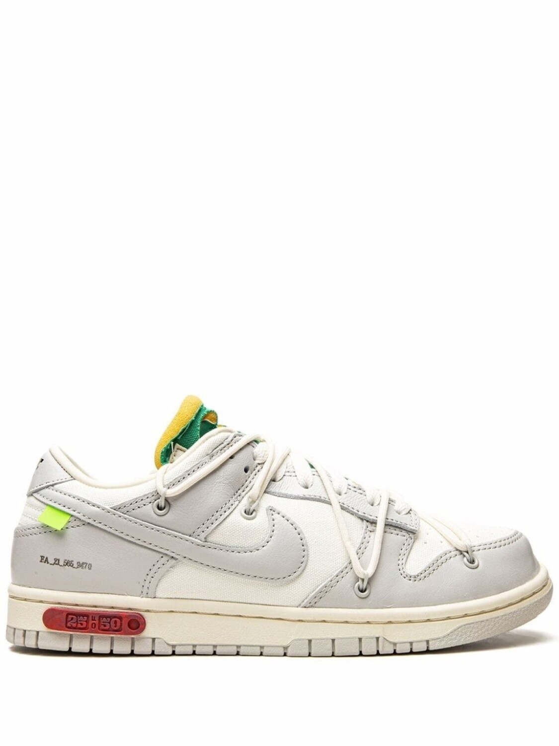 

Кроссовки Dunk Low из коллаборации с Off-White Nike X Off-White, серый