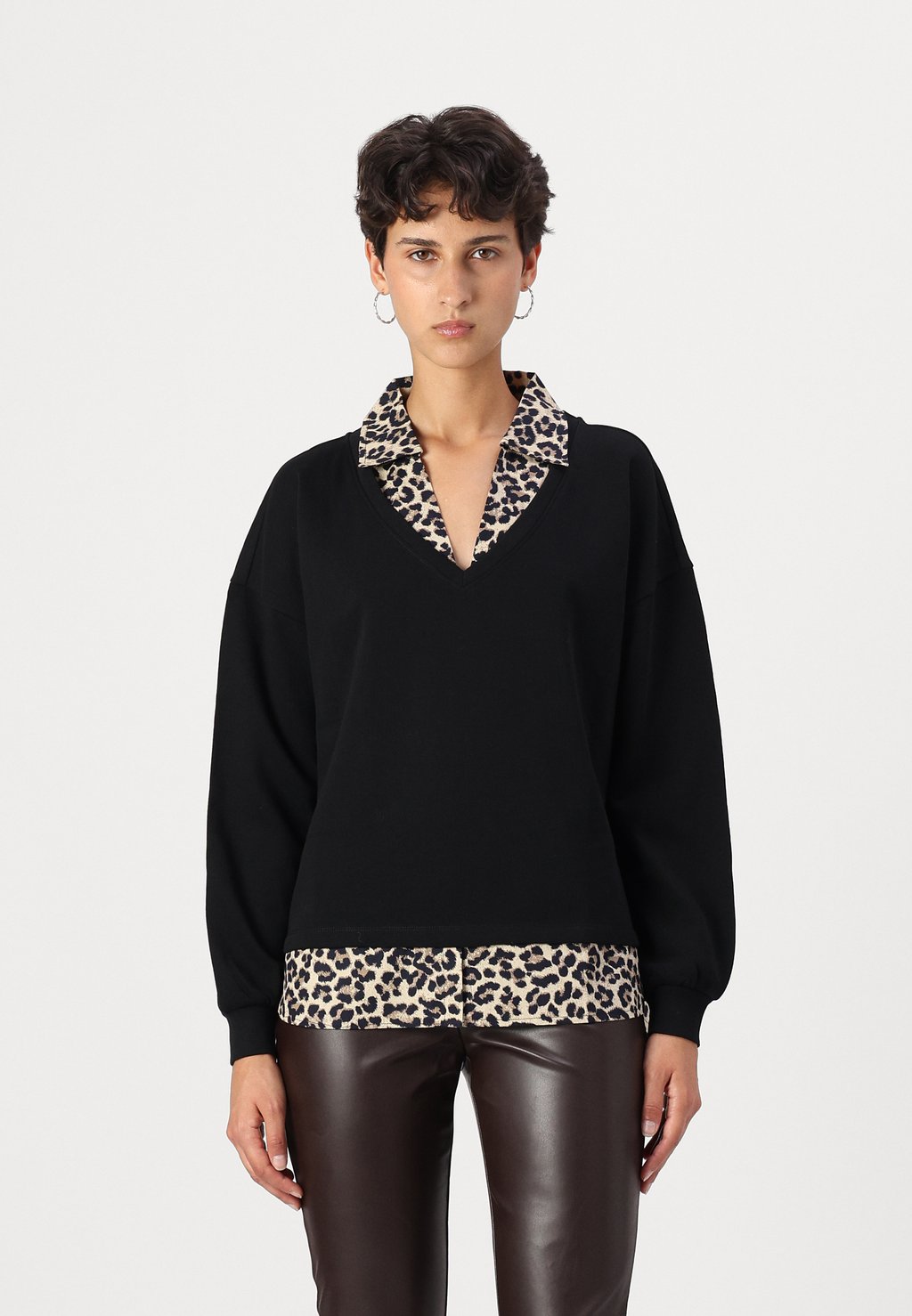 

Толстовка ONLFEEL V NECK ONLY, черный