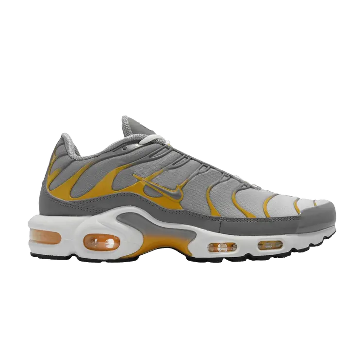 

Кроссовки Nike Air Max Plus 'Particle Grey Dark Sulphur', серый