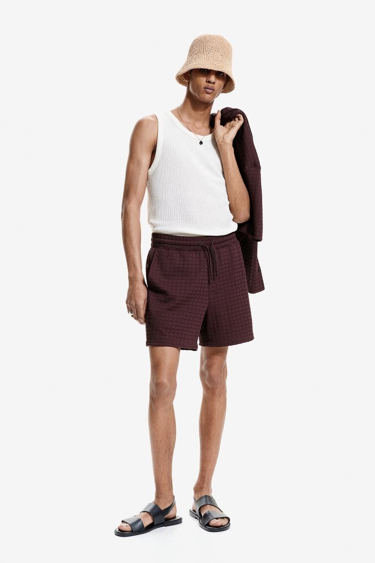 

Структурированные спортивные шорты стандартной посадки H&M, фиолетовый