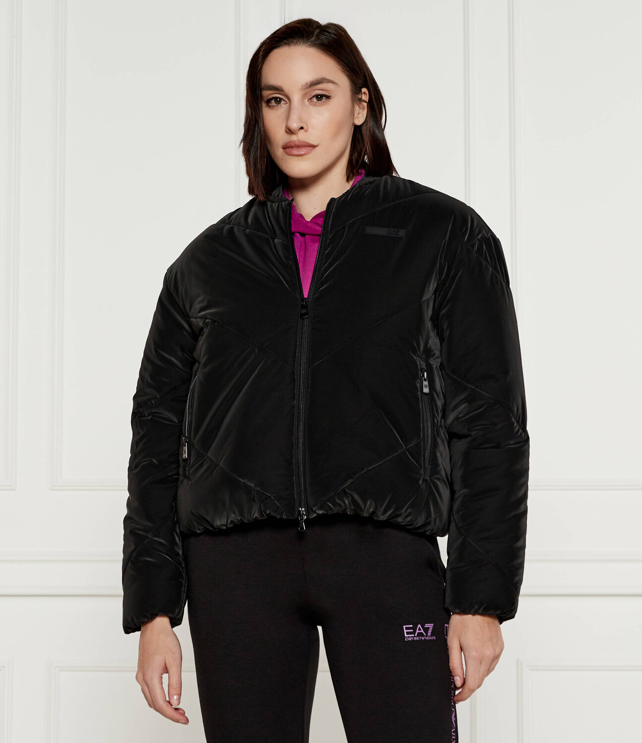 

Куртка EA7 Cropped Fit, черный