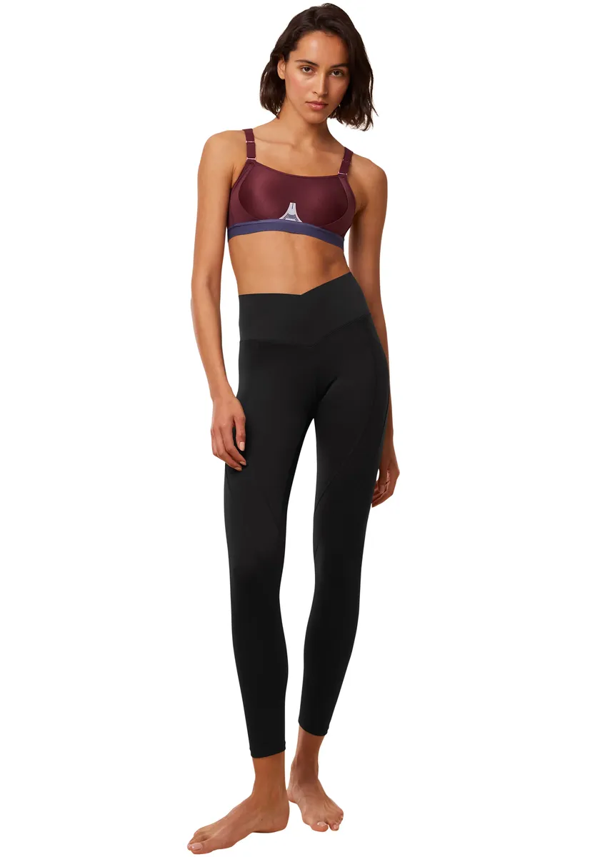

Спортивные брюки Triaction от Triumph "Cardio RTW High-Rise Leggings", дышащие Triaction By Triumph, черный