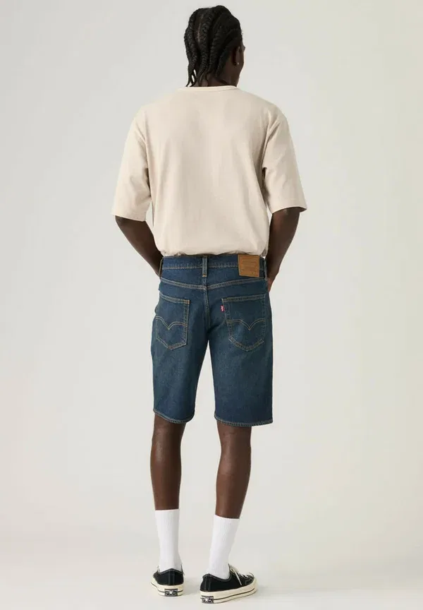 Шорты стандартные Levi'S 405, деним, цвет глубокий индиго — фото 3