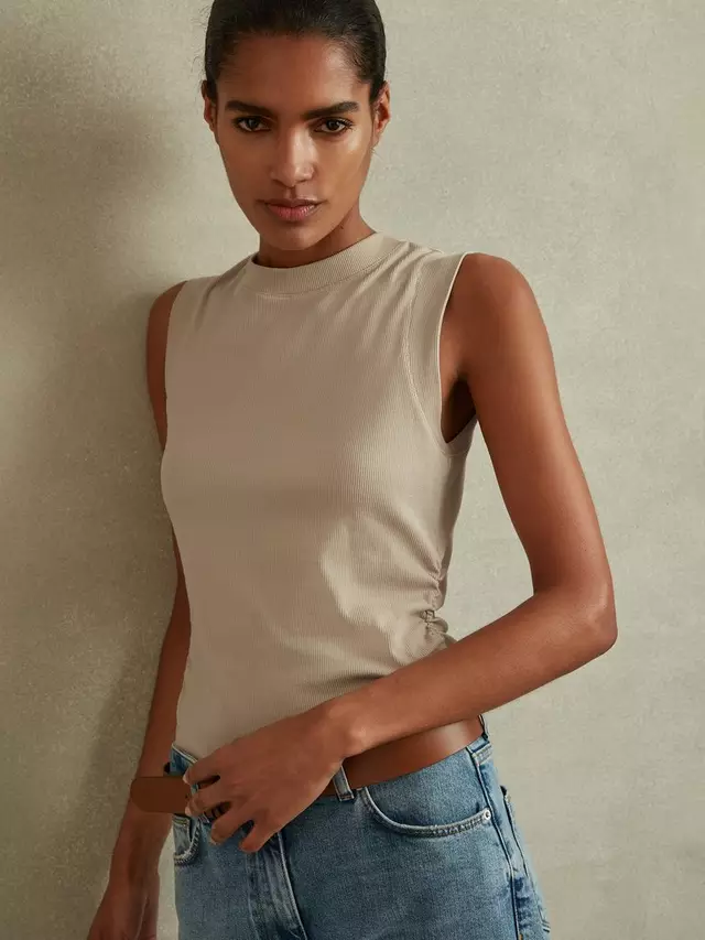 

Топ Reiss Trudy Ruched Side Ribbed Vest, кэмел