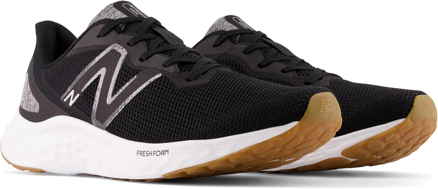 Кроссовки для бега New Balance Men's Fresh Foam Arishi V4, черный — фото 4
