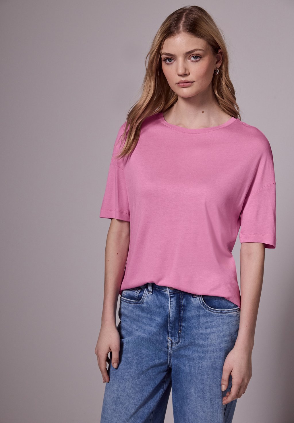 

Базовая футболка LÄSSIGES Street One Studio, светло-розовый