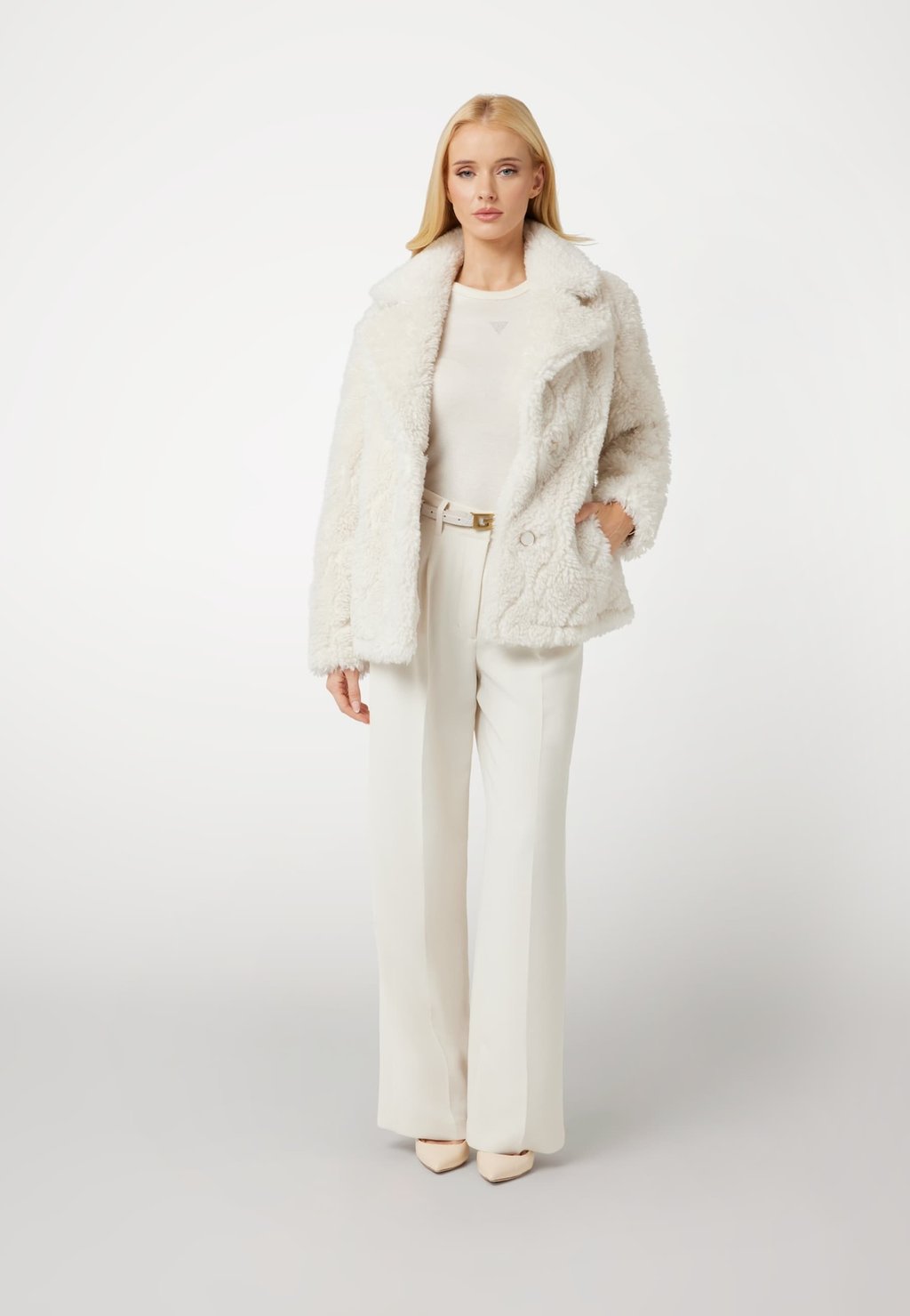 

Зимняя куртка Guess, белый