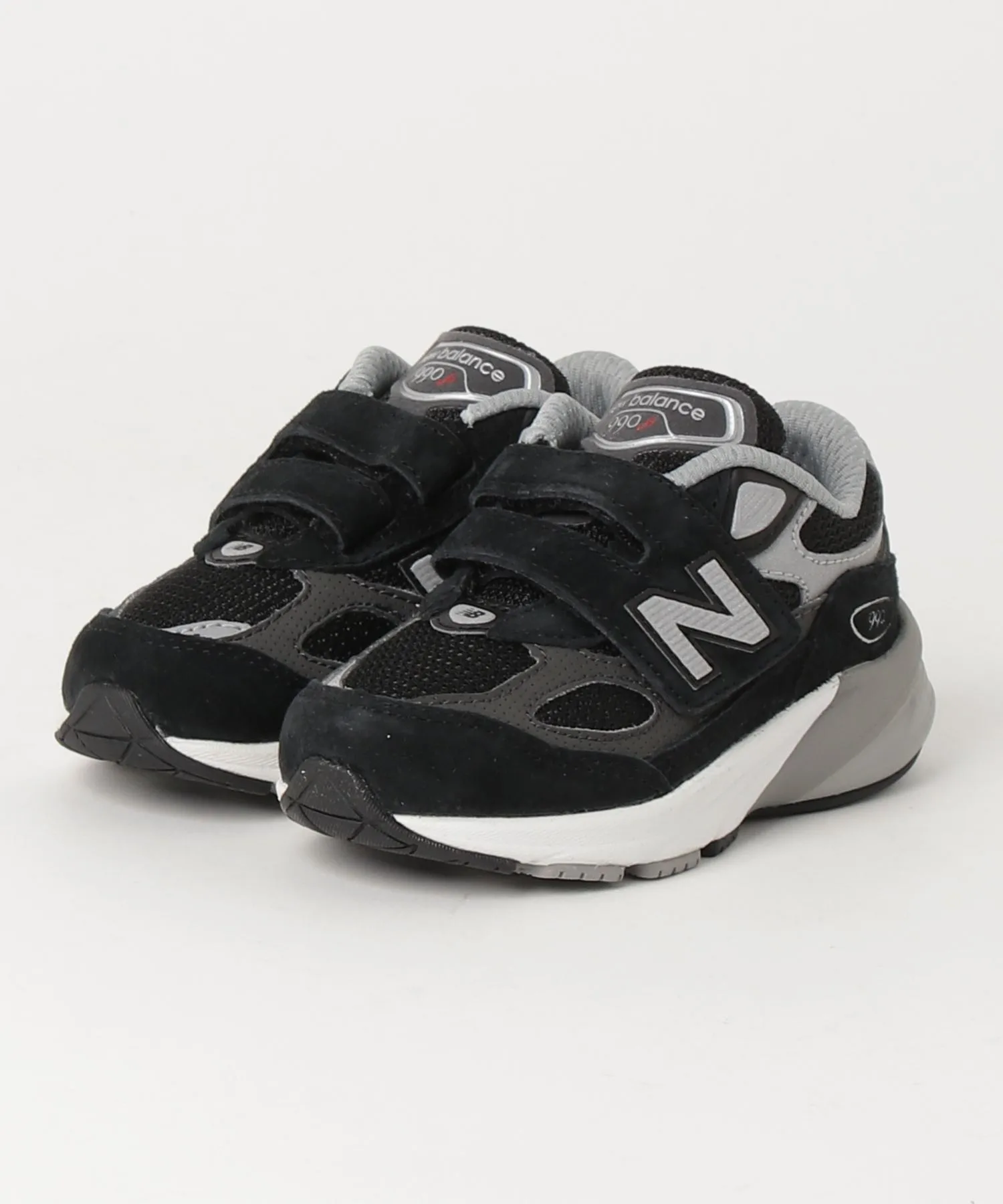 Детские кроссовки New Balance 990 v6 — фото 2