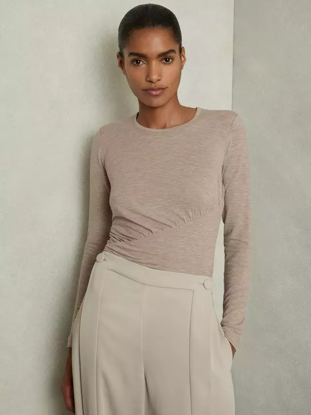 

Топ Reiss Ana Asymmetric Seam Long Sleeve Wool Blend, цвет neutral