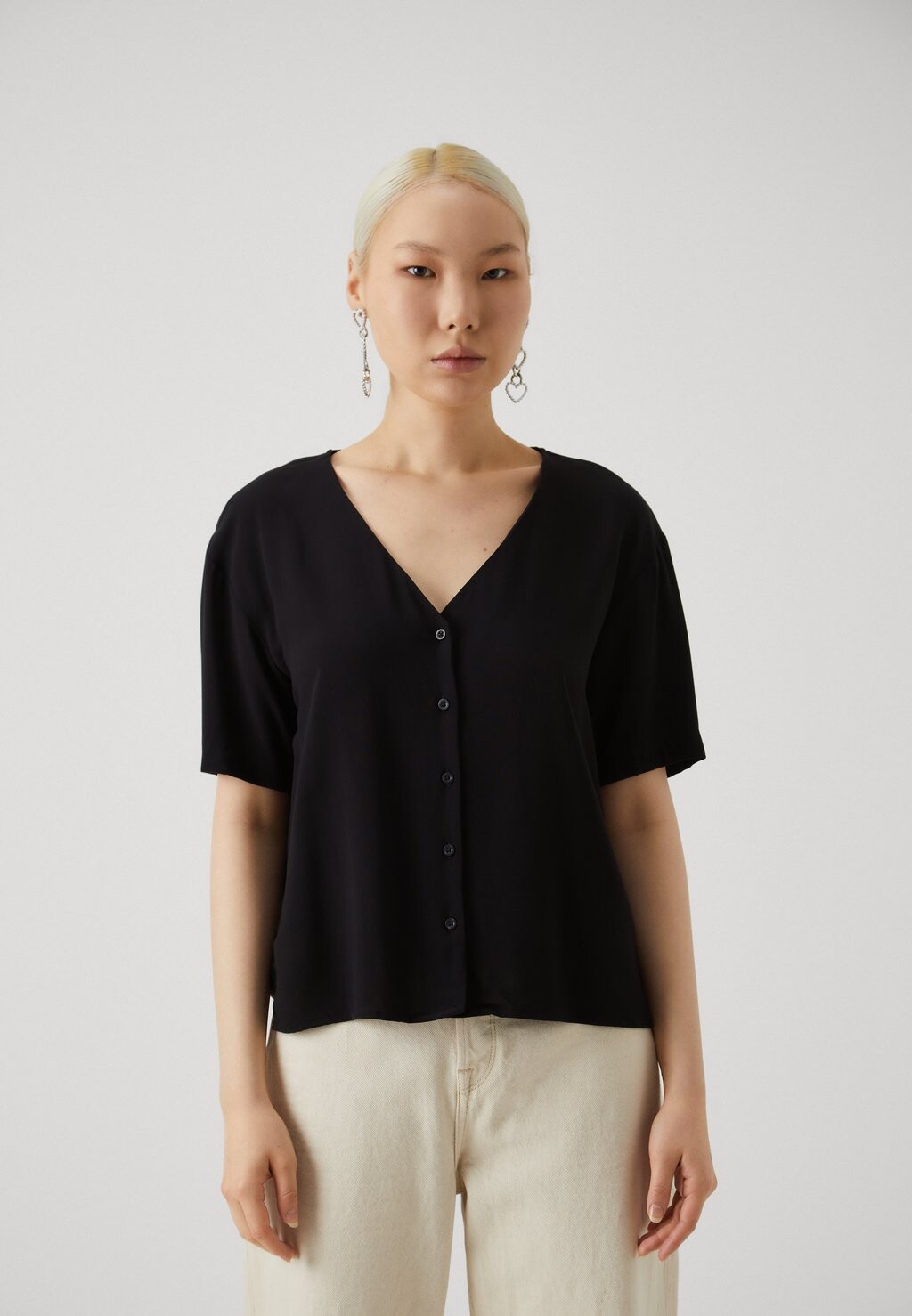 

Блузка JDYSTARR LIFE V NECK SHIRT , цвет black