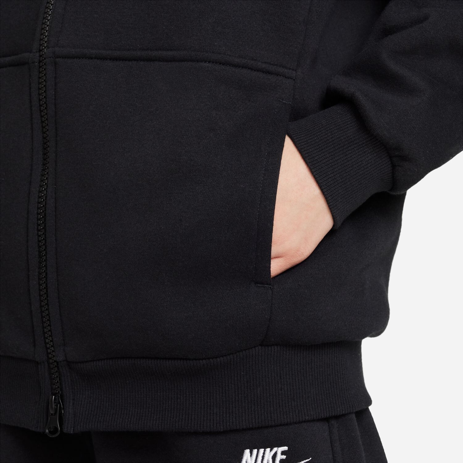 Объемная флисовая худи с молнией во всю длину для девочек 7–20 лет Nike Sportswear Club Nike, черный — фото 4