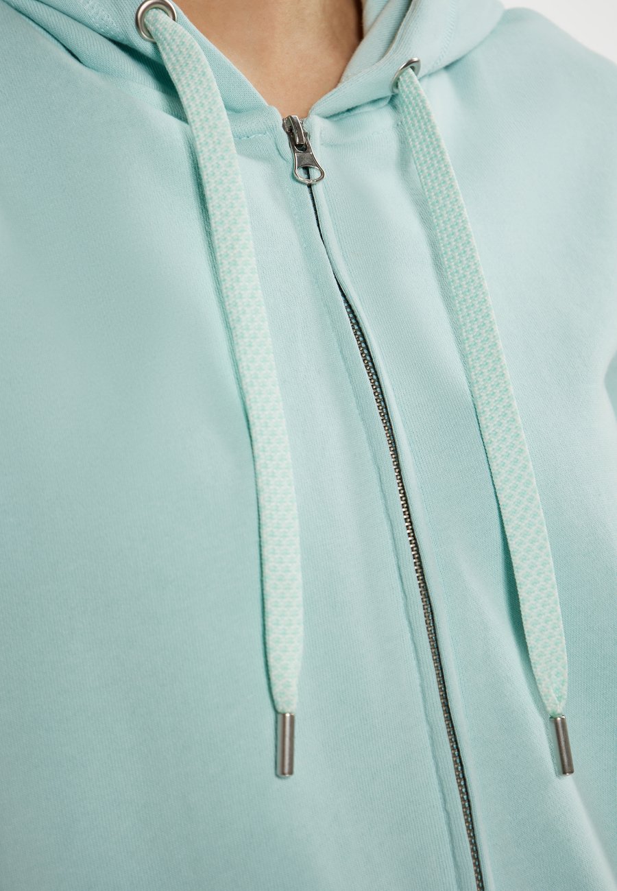 

Толстовка usha CO-BRANDED WITH SANIKA, Mint