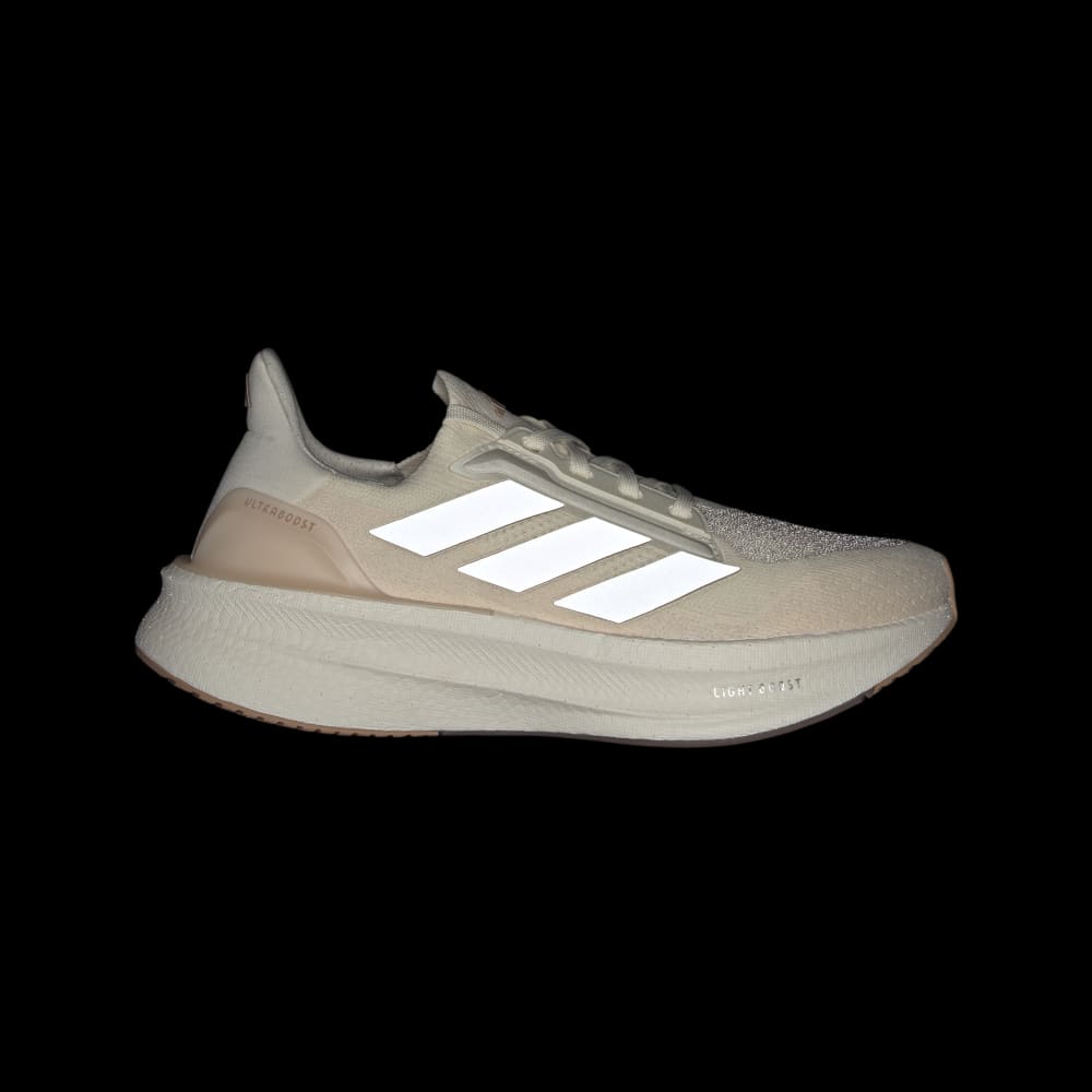 Кроссовки Adidas Ultraboost 5X Shoes, цвет Off White/Wonder Taupe/Wonder White — фото 2