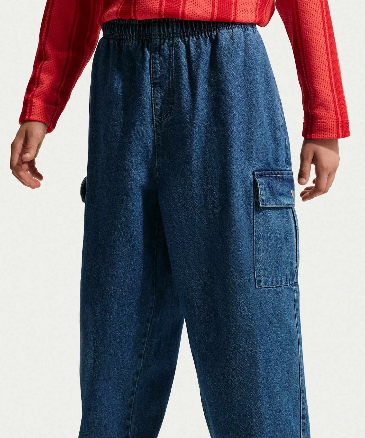 Детские джинсовые брюки-карго Nike Sportswear Collection / Детские джинсовые брюки-карго Nike Sportswear Collection IO0197-461, цвет «Мистический синий» — фото 2