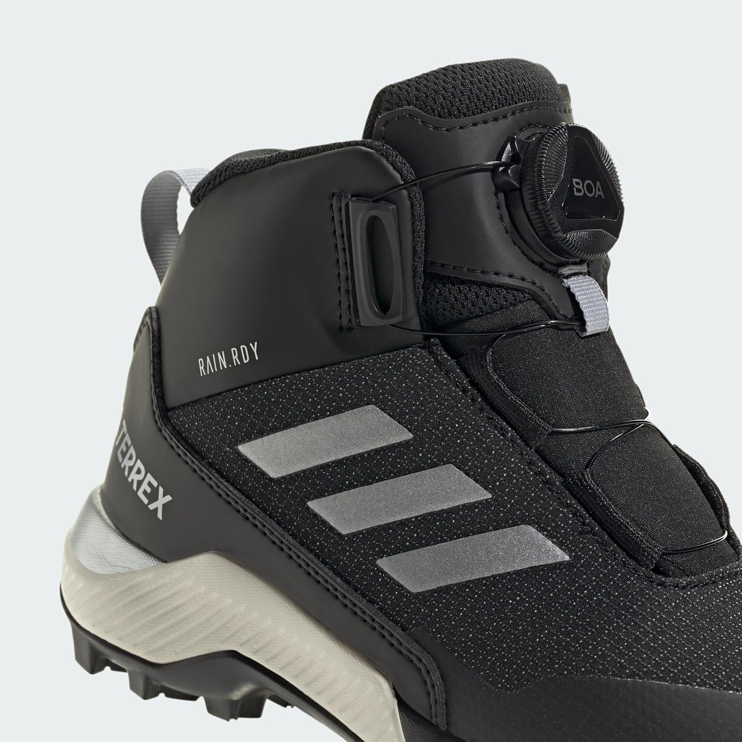 Кроссовки для походов adidas Terrex Winter Mid Boa Rain.rdy для взрослых унисекс, черный — фото 4
