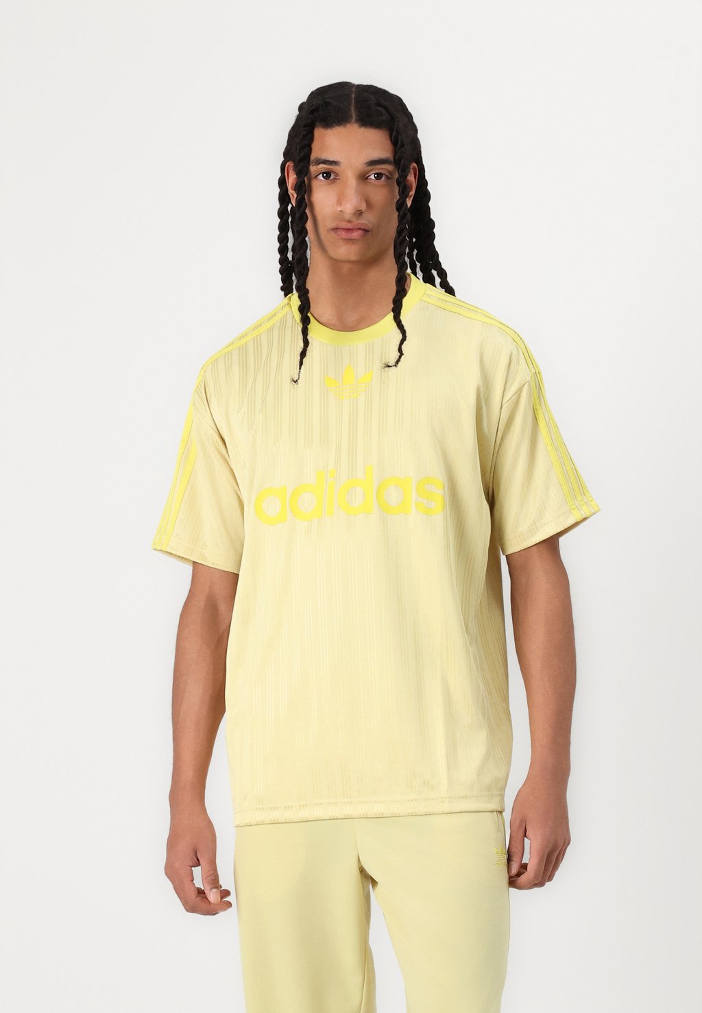 

Футболка с принтом ADICOLOR Adidas Originals, желтый