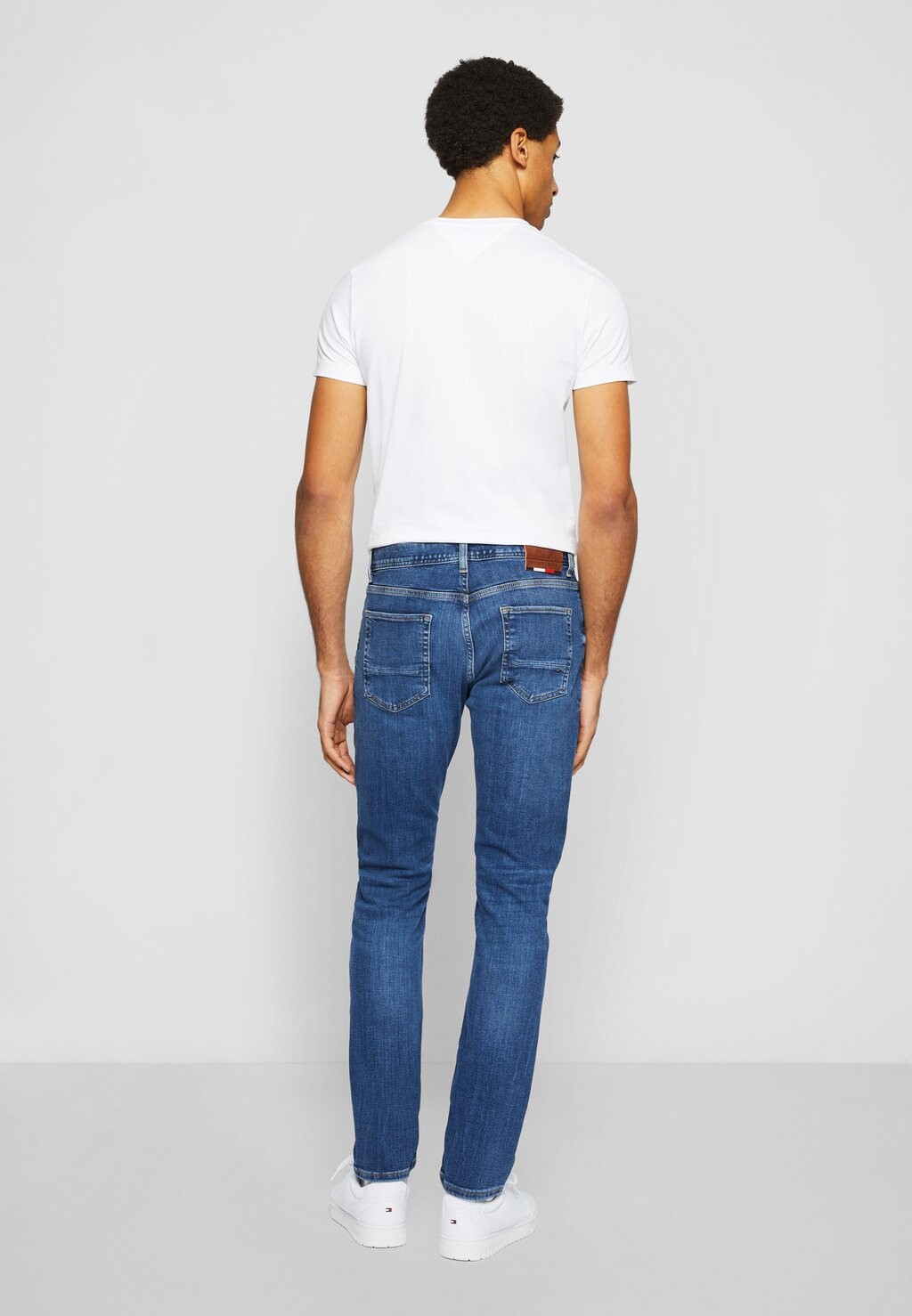 

Джинсы узкого кроя Core Bleecker Slim Tommy Hilfiger, орегонский индиго