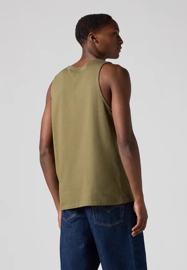 Топ майка Levi'S Relaxed graphic tank top, цвет технический оливковый ночной — фото 3