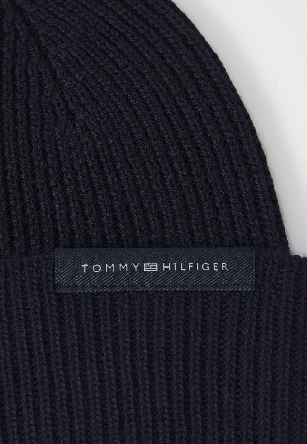

Шапка CORP LOVE BEANIE SCARF UNISEX SET Tommy Hilfiger, синий