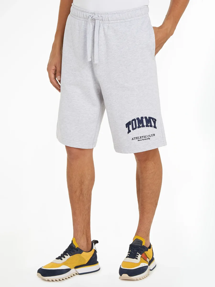 

Толстовки Tommy Jeans "TJM ATHLETIC BASKETBALL SHORT", серебристый