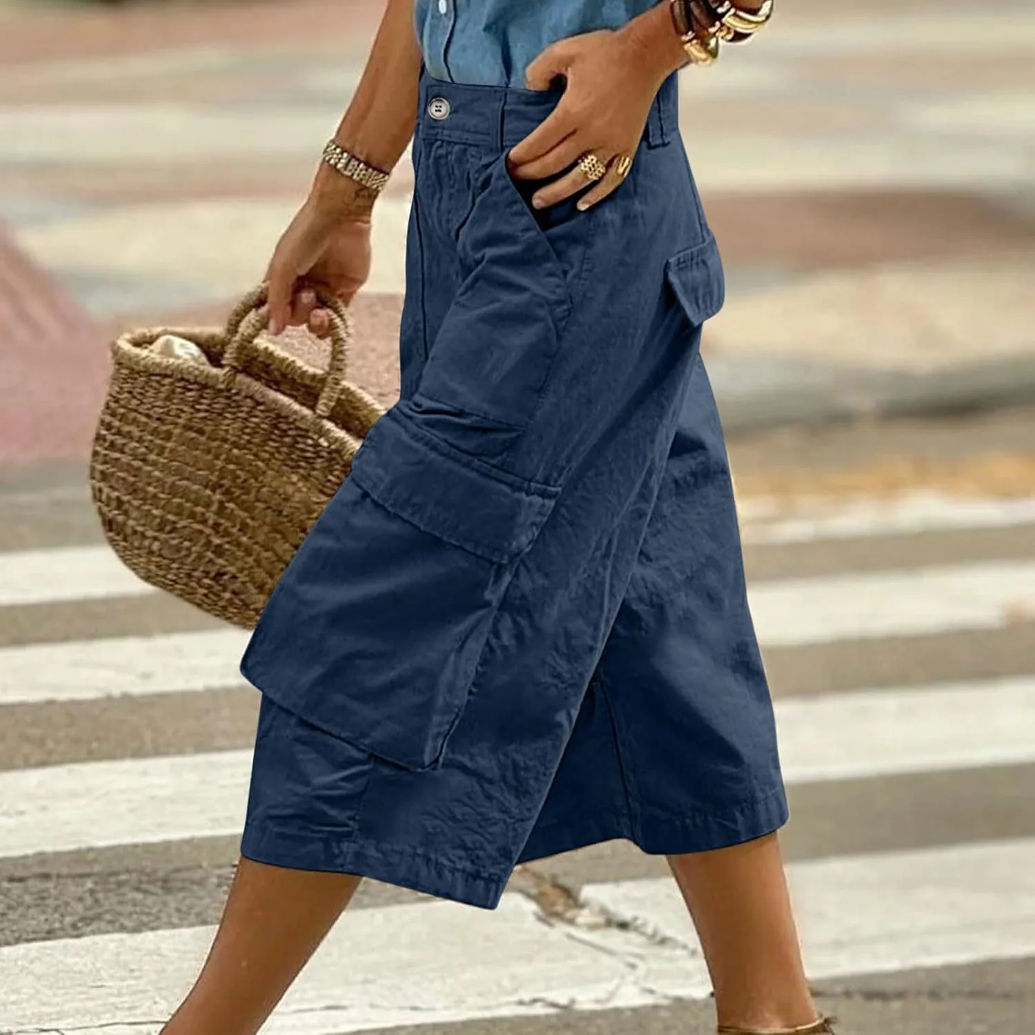 Кюлоты для женщин Regular High Waist с пуговицами и отделкой карго капри с карманами Casual Dressy Work Chino Pant Generic, темно-синий — фото 3