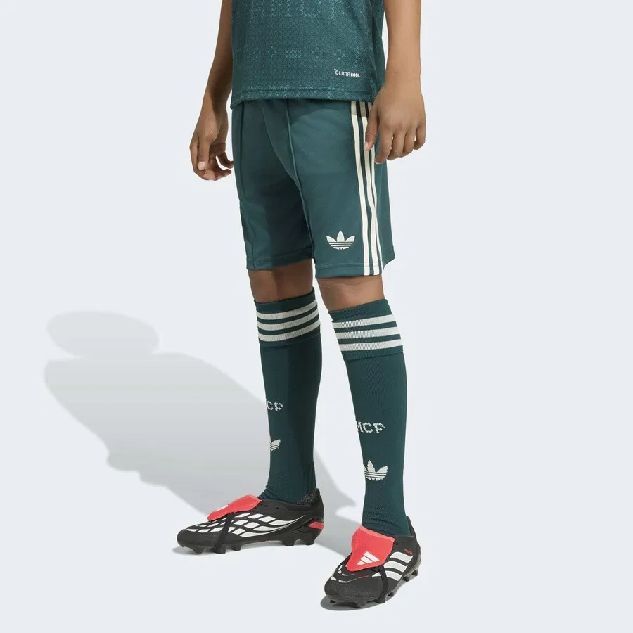Спортивные шорты ADIDAS PERFORMANCE Regular Workout Pants 'Real Madrid 26/27' цвета нефрит — фото 2