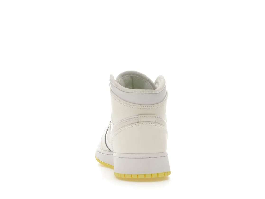 Детские кроссовки Lifestyle с высоким берцем Jordan 1 Mid Jordan, Sail/White/Light Laser Orange — фото 4