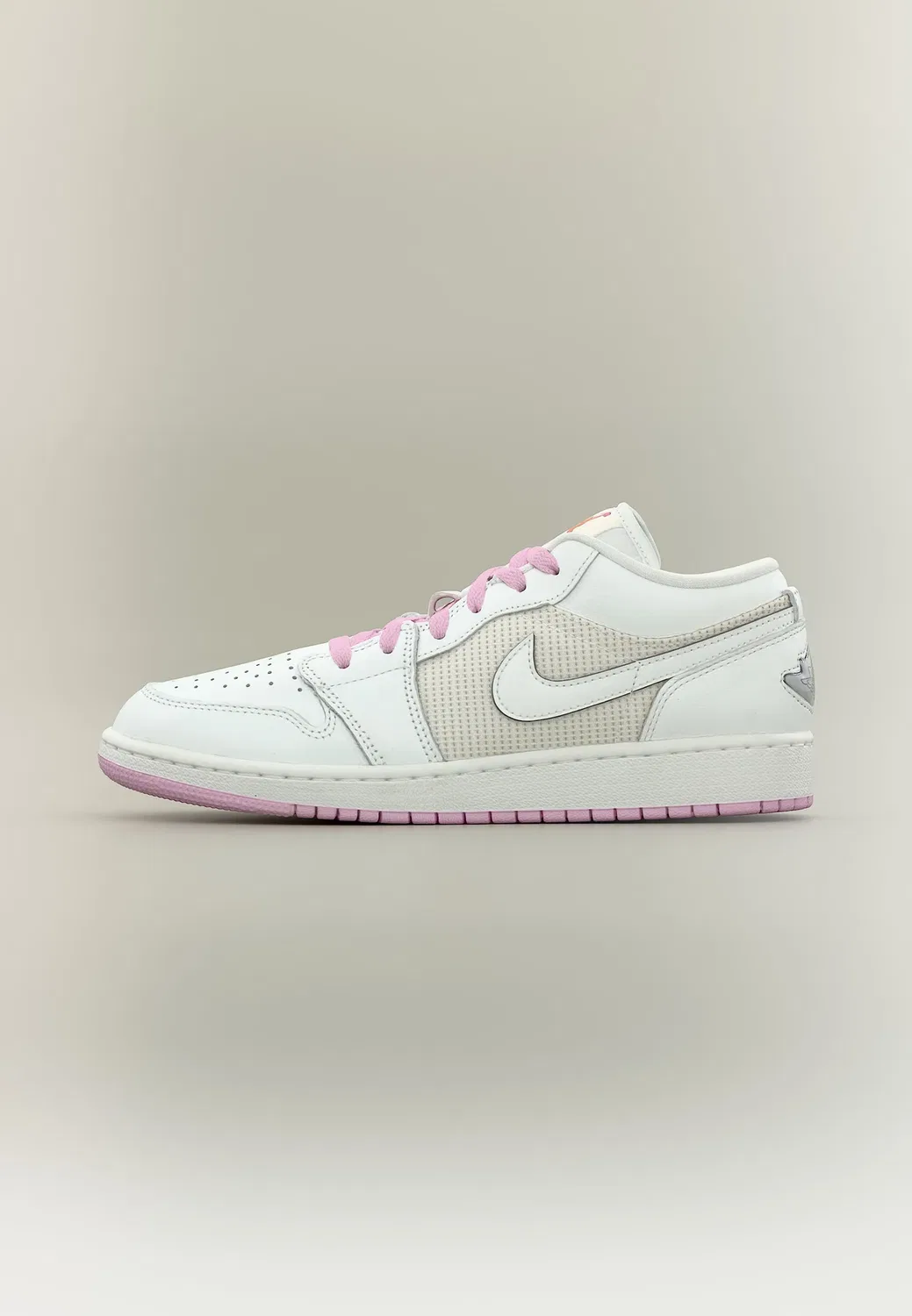 Кроссовки Air 1 se унисекс Jordan, Summit White/Silver-Coloured/Light Arctic Pink