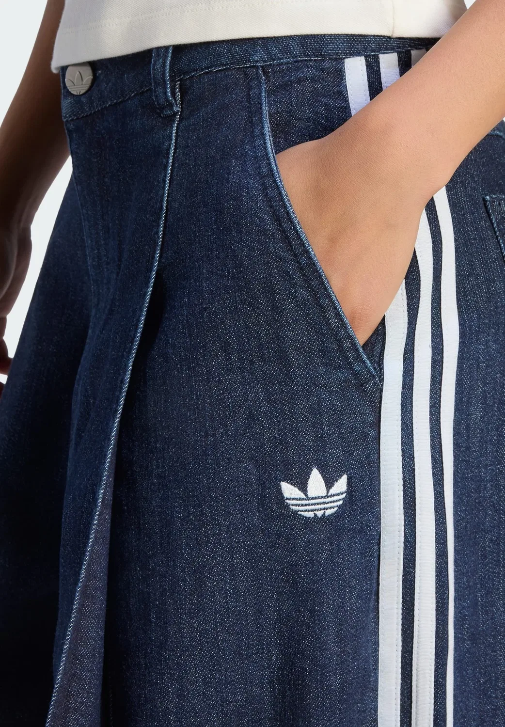 Широкие ноги Adidas Originals, Indigo Denim — фото 3