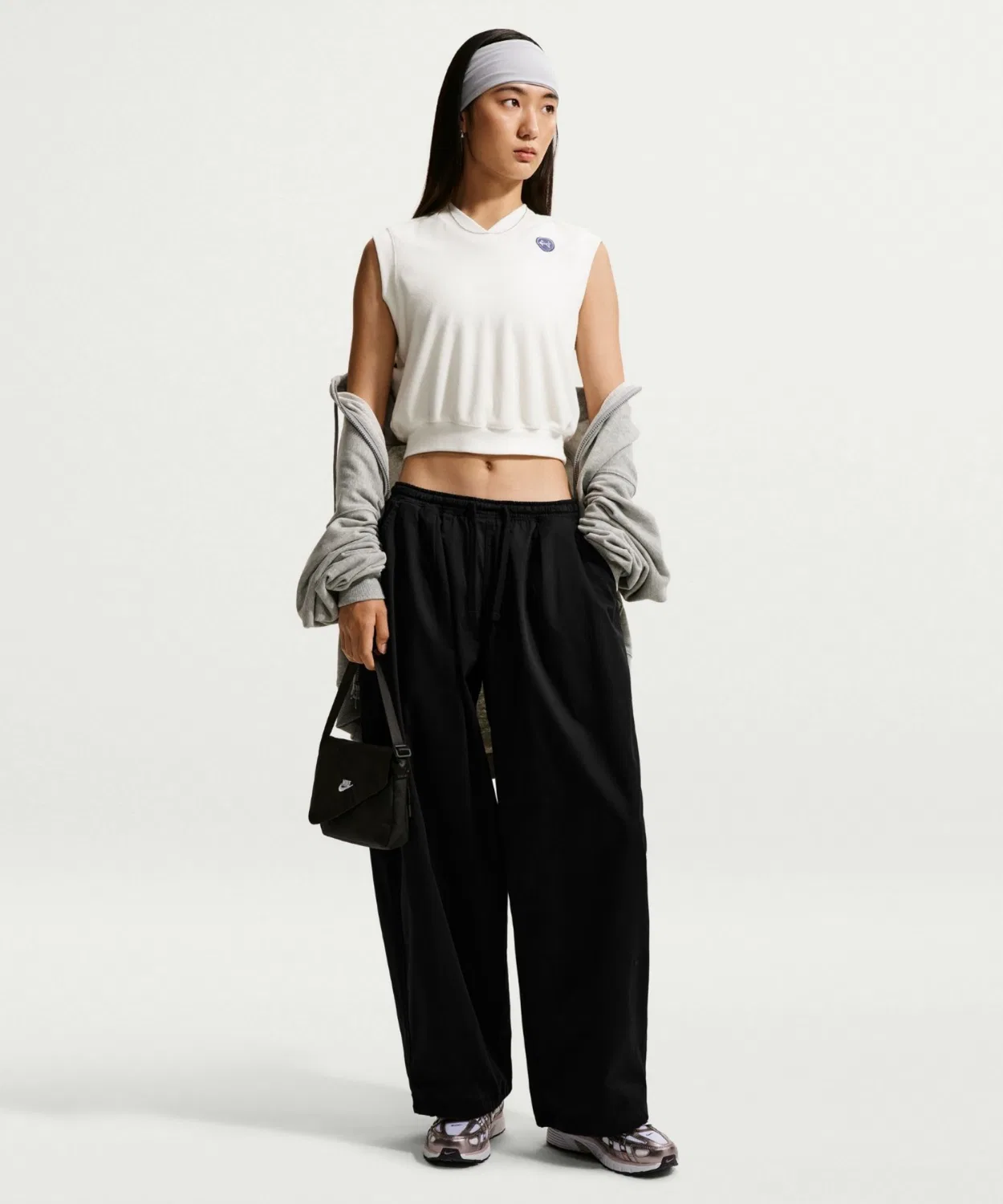 Женские спортивные штаны свободного кроя с низкой посадкой Nike Sportswear, Black
