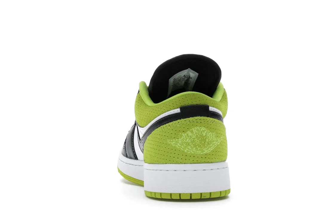 Детские кроссовки Lifestyle с моделью Jordan 1 Low Jordan, Black/Cyber-White-Black — фото 4