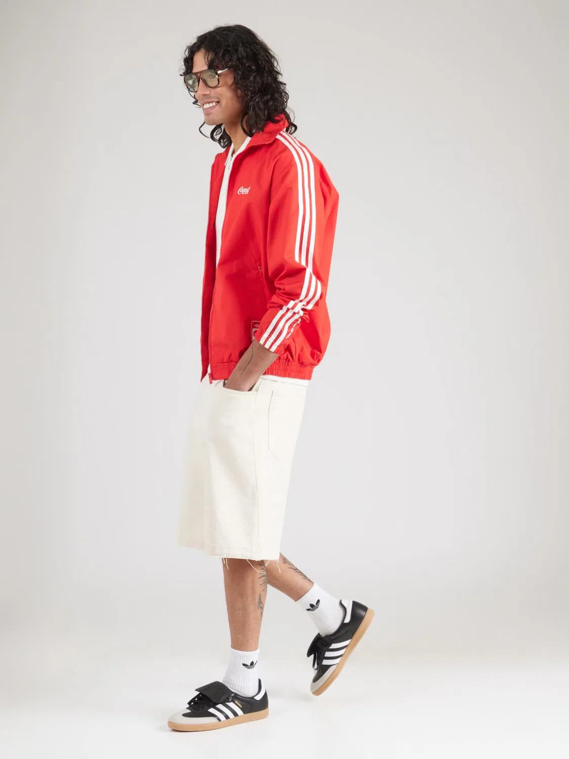 Куртка Adidas Originals Between-Season Coca Cola Classic Firebird красного цвета — фото 3