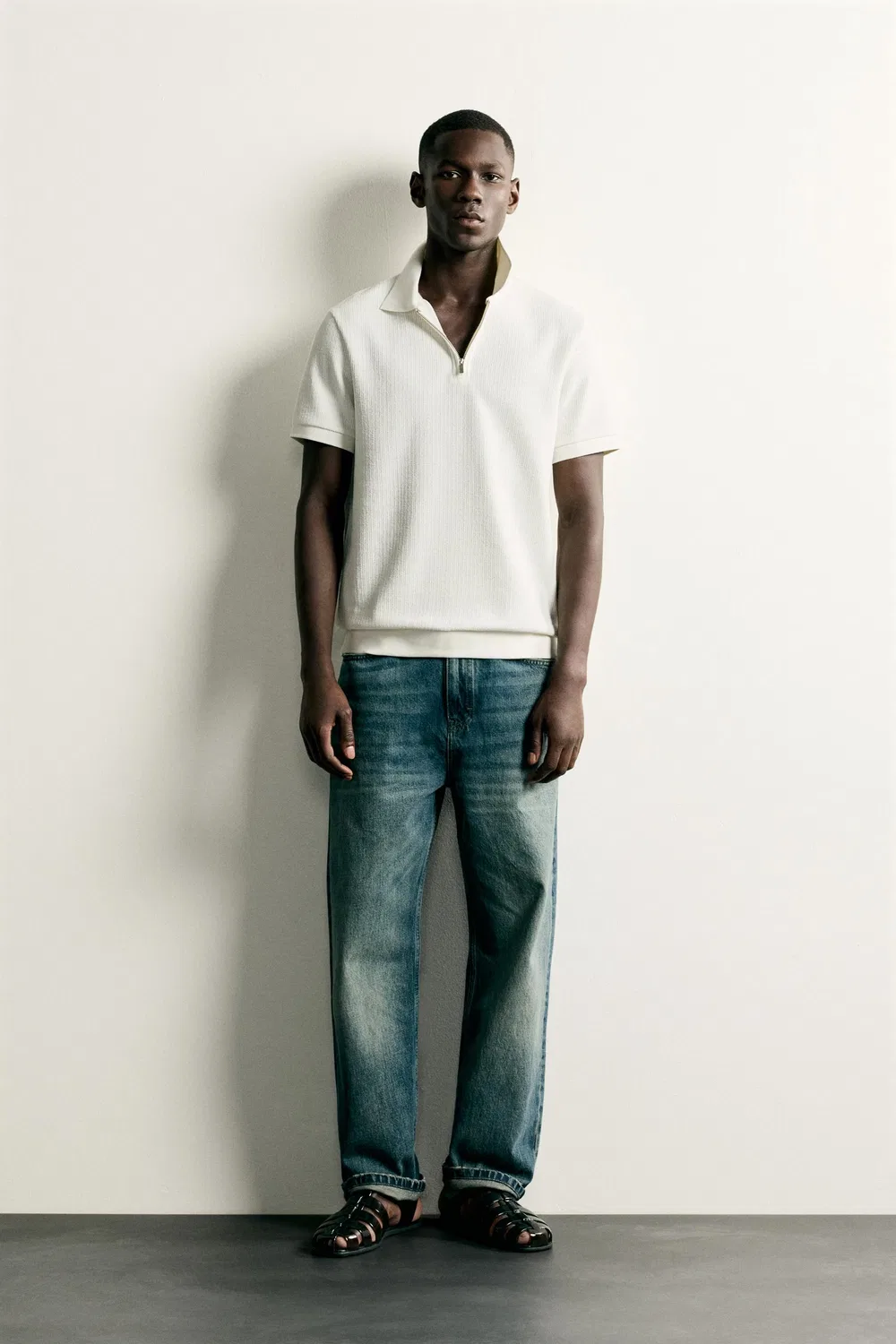 Поло на молнии, стандартного кроя. ZARA, Oyster-white