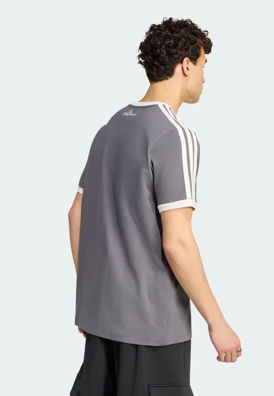 Футболка ADIDAS PERFORMANCE Performance Shirt 'Mercedes-AMG Petronas Formula 1 Team' в графитовом цвете — фото 3