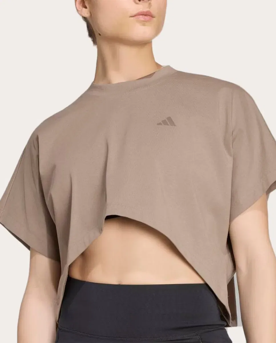 Женская футболка с принтом Power adidas, Beige — фото 4