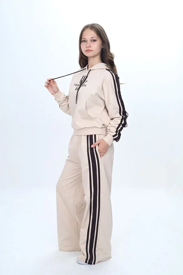 Детский спортивный комплект для мальчиков из двух предметов Oversize 2 thread girls sports bottom & top tracksuit set Joui Co, Beige — фото 4