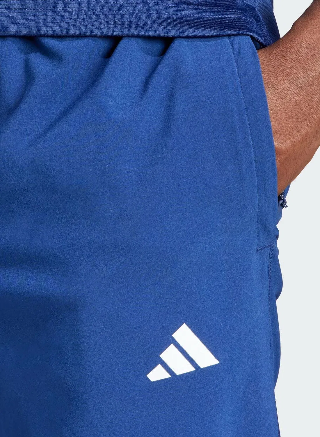Штаны тренировочные с зауженными брючинами Train Essentials Adidas, синий — фото 3